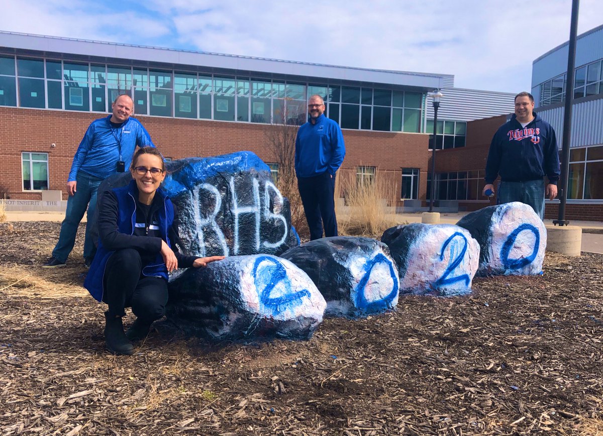 Thinking of you #RHS #classof2020 
Wishing you a great weekend #IAGDTBAR <a href="/mrzeman86/">Michael Zeman</a> @1RyanMJohnson @principalpaurus <a href="/geauxroyals/">Rogers Royals</a> <a href="/ISD728/">ISD 728</a>