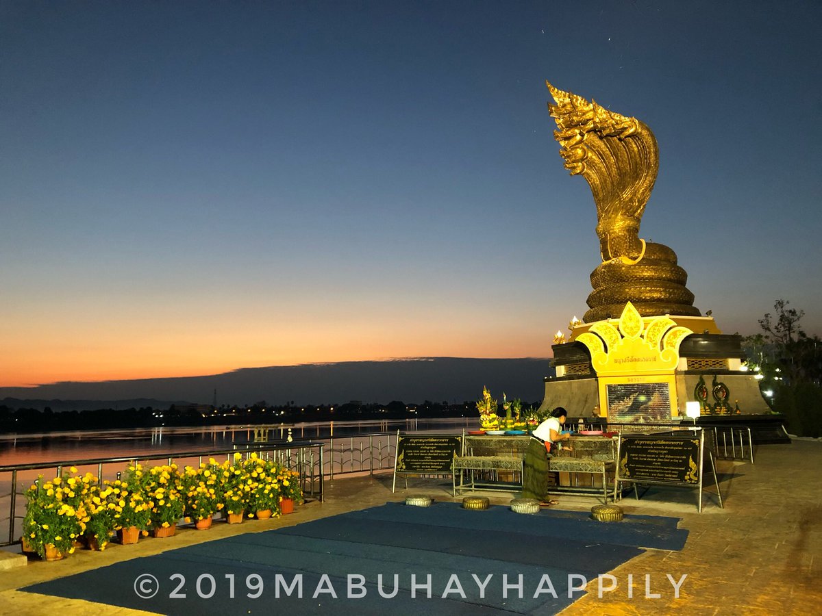 mabuhayhappily's tweet photo. #おはよう
おはようございます
まだ夜明け前の
ナコーンパノム
既に托鉢が始まってました
#NakhonPhanom
#Twilight
#peace
#morning1422
#beforedown
Have a nice weekends 👋
※ 先月撮影したものです https://t.co/yn0kQ5pfLP