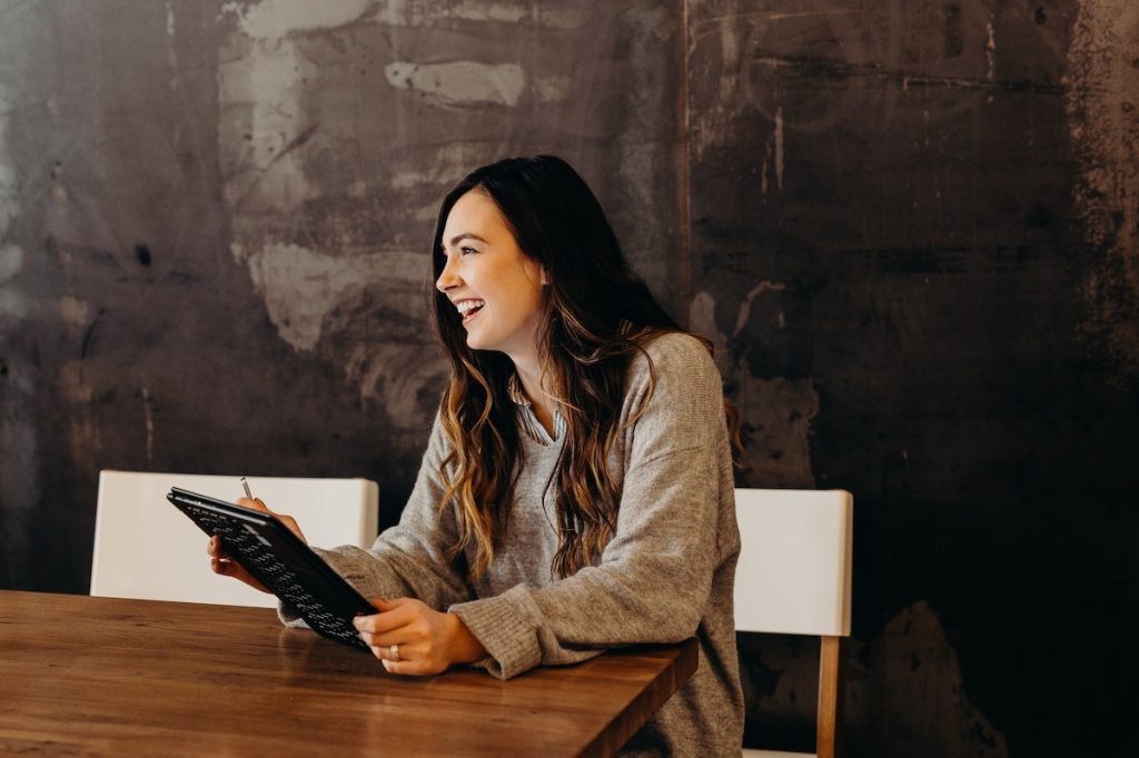 HustlerGigs's tweet photo. 7 Best Weekend Jobs (Increase Your Income Part-Time) https://t.co/IGIofNCeM5 https://t.co/VIdPcWtxjX