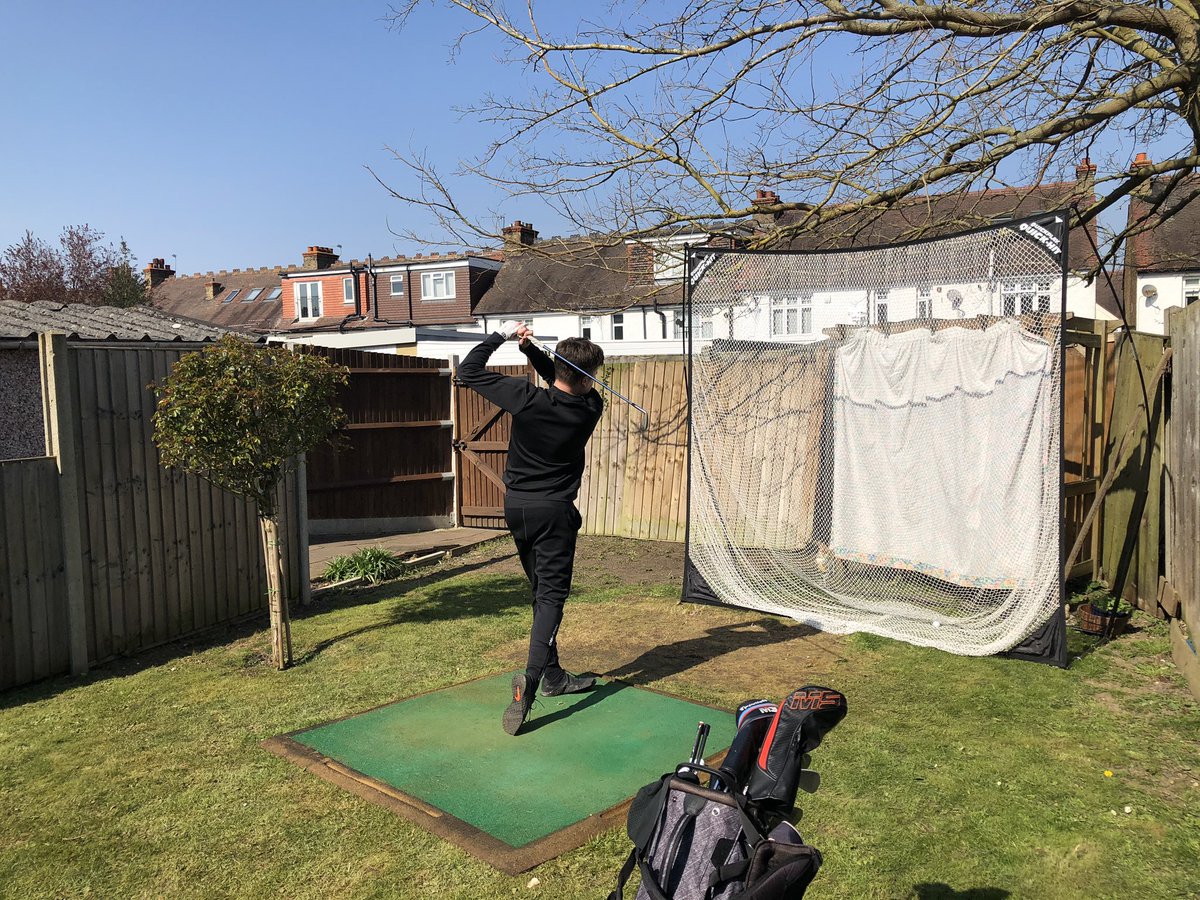 MKGC_Pro's tweet image. Very casual dress round ours! 😉
#localrules