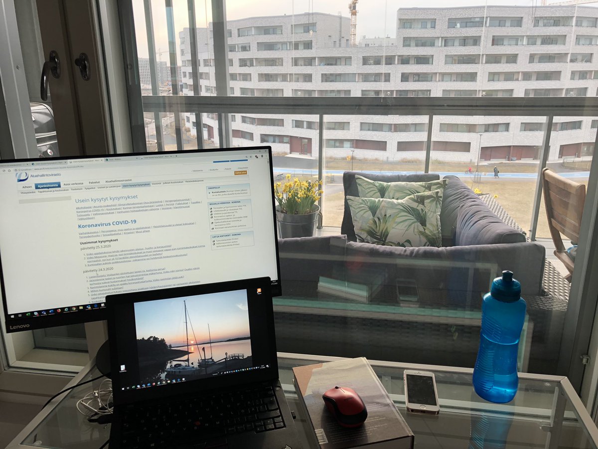 Etätyöläisen elämää kuvina #kuvahaaste  #mylifeinpictures Haaste kahdelta Johannalta @JohannaKmaa <a href="/JohannaKoskela/">Johanna Koskela</a> laitetaan haastetta eteenpäin @KatiMyyrylainen 

Säännöt: ei sanoja tai ihmisiä, haasta joku joka päivä tai edes joskus 😊