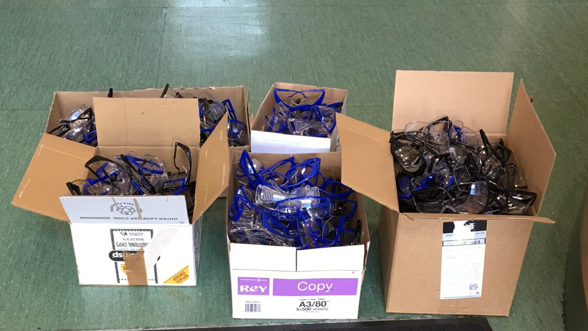 Outwood_Valley's tweet photo. Just wanted to let you know that staff from Outwood Academy Valley took 366 pairs of goggles from their science labs to Bassetlaw Hospital this morning!  @NHSuk @DBH_NHSFT #OutwoodFamily https://t.co/TNUKTCbPO6
