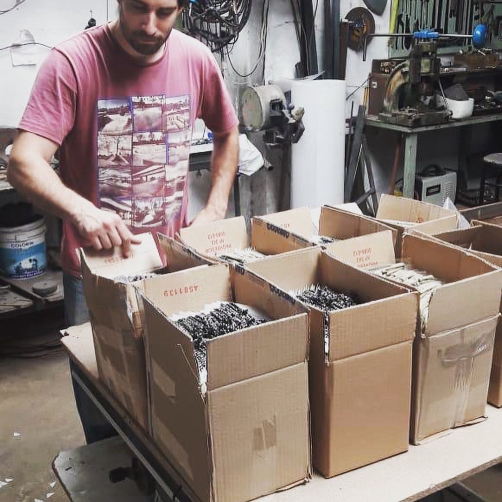 aceleralitoral's tweet photo. Felicitamos a @Nairobyboards por su contribucion a la comunidad ante la crisis del Covid-19. 
Se encuentran realizando mascarillas de protección para el personal de salud de su ciudad.
La ciencia cambia al mundo y agradecemos su dedicación y compromisos 
#EntreTodosNosCuidamos https://t.co/fkoNeuQCMw