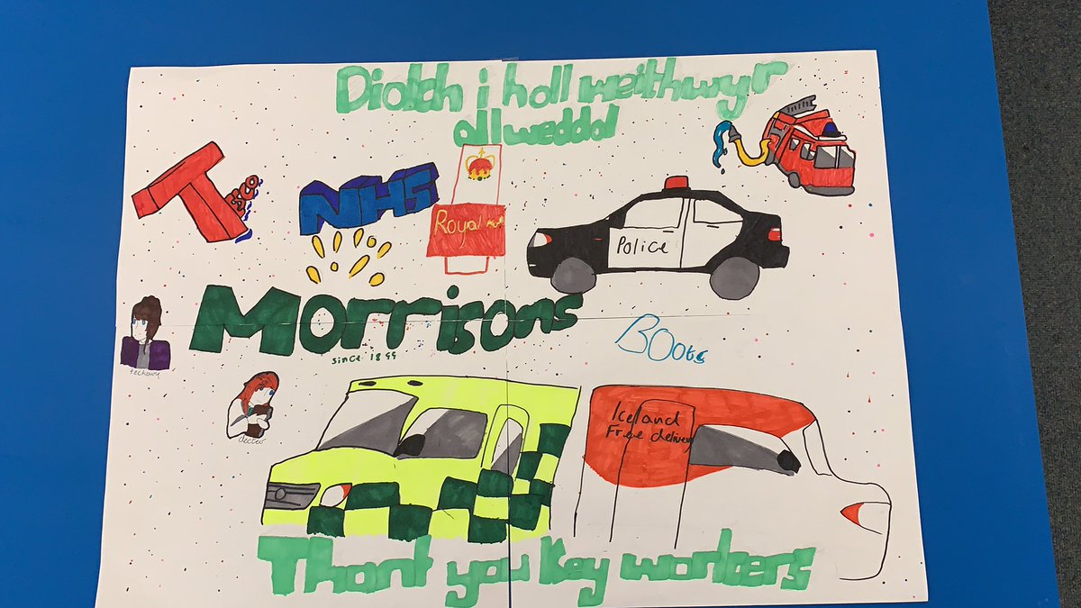 CerddN's tweet photo. Aur wedi bod wrthi’n brysur yn Ysgol Dyffryn Nantlle heddiw yn creu poster i ddiolch i weithwyr llinell flaen am eu holl waith https://t.co/XrciP61CSw