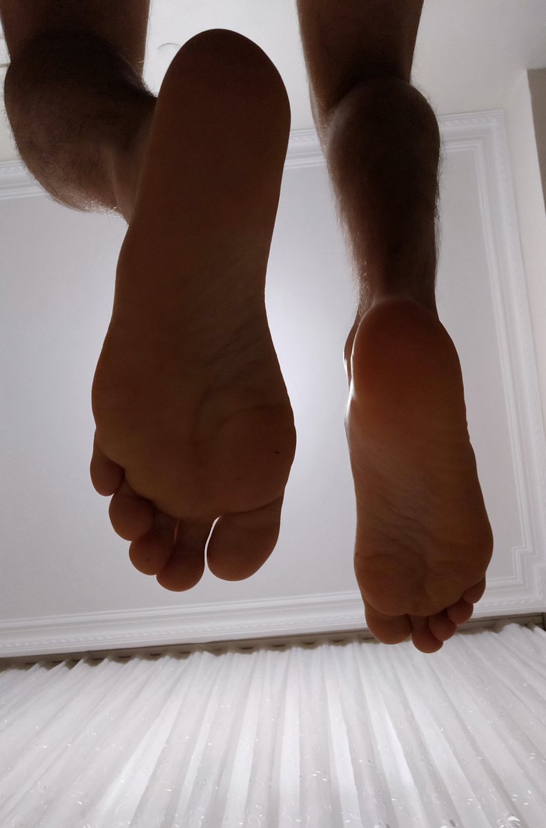 AlphaMaster3423's tweet photo. Ayaklarımın altında ezilecek piçler yazın lan. Sanal seanslar başladı küfürlü videolu... #cashslaves #cashslave #cashmaster #cash #slaves #slave #bdsm #Feetfettish #feets #köle #ayakfetiş #ayakfetişi #master #Masters https://t.co/o8uE5jRmtt