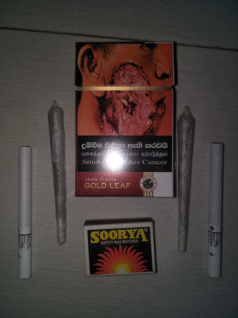 MrBrilliant95's tweet photo. ¥¥___Good_night_¥¥
finish the day with a joint 😍😍
#smokingtime
#withfriends
#happyendingtotheday
#weedtimes 🍁
🙊😍😍❤️❤️ https://t.co/uPwCl7MoWH
