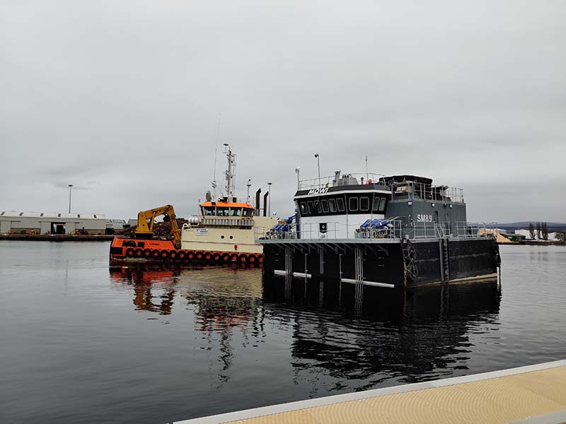 Yesterday, the determination of our staff in challenging circumstances shone through as we said farewell to SeaMate 89, our newly completed 400t concrete feed barge.   This is just one example of the exceptional output of our employees. Read the story here bit.ly/GFBargeDeparts