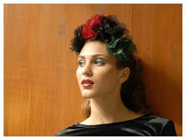 Rinaldelli1930's tweet photo. Le immagini migliori della mia storia di modista!
📸 @marina_presente
#2016 #archiviofotografico #accessories #accessorimatrimonio #wedding #matrimonio #evento #moda #milliner #hatlovers https://t.co/cZh7POvHLS https://t.co/dXpNfNLFQV