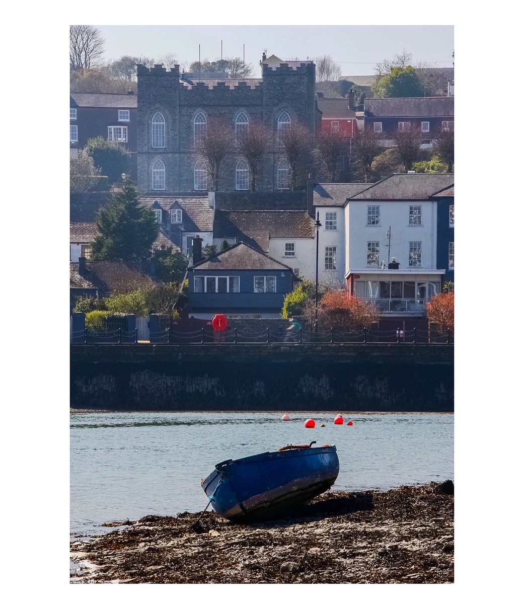 deirdrops's tweet photo. Beautiful Kinsale this afternoon. 
#kinsale #WildAtlanticWay #Ireland #SpringTime #pier #yaycork #cork https://t.co/0jiQeln2NT
