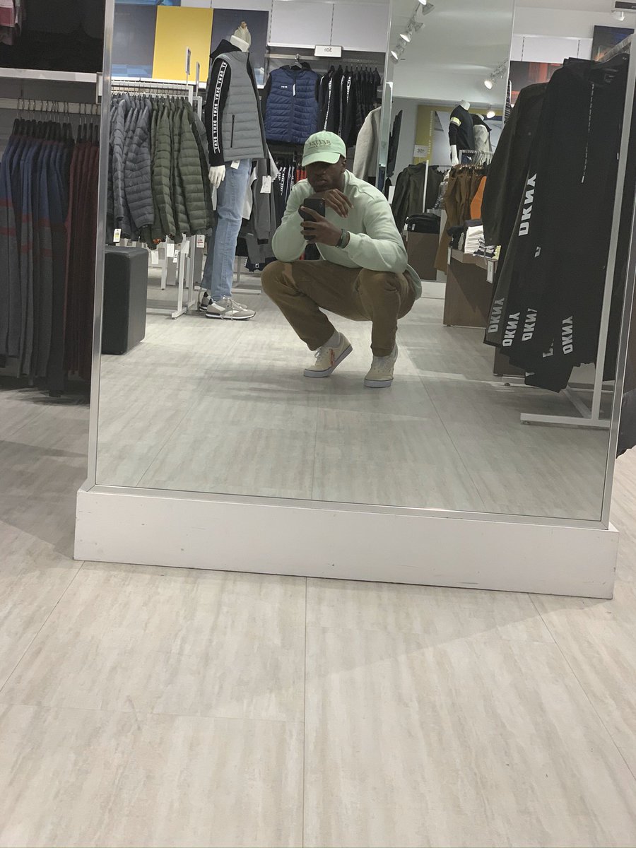 lilrobert83's tweet photo. Just wondering if this can make an #outfitthread https://t.co/03prWKLntb