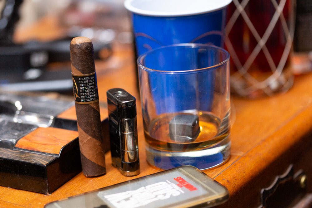 sundaycigar's tweet image. This Sunday’s Guest is The @quesadacigars Reserva Privada Barber Pole Robusto..