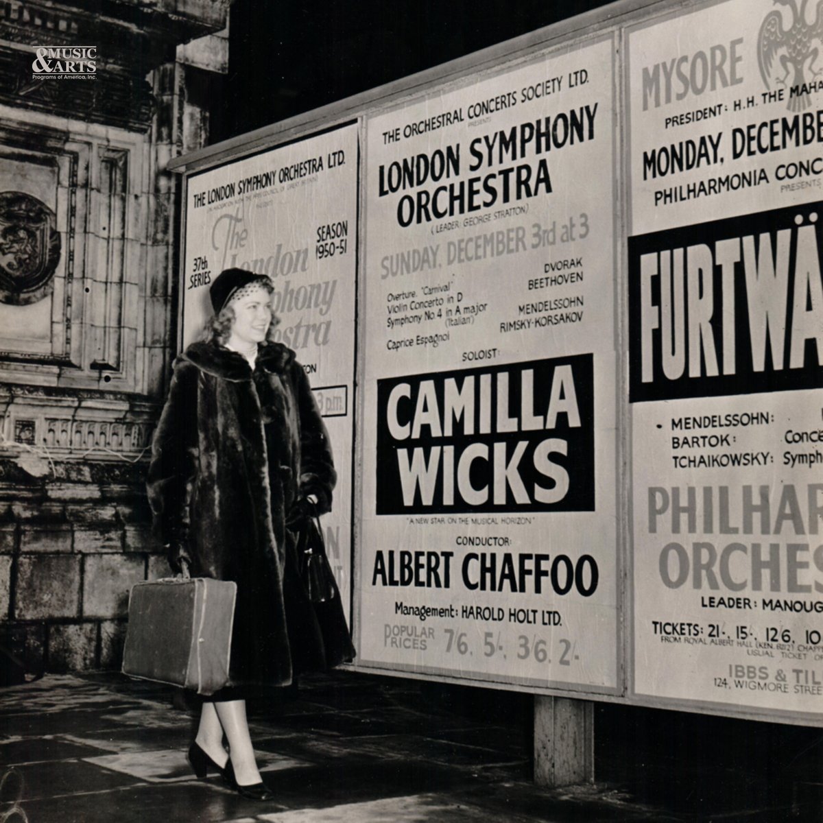 MusicAndArtsInc's tweet photo. A favorite "concert" for your weekend listening: 25 of our favorite live performances from our 6-disc set of #CamillaWicks in concert! Listen now: https://t.co/6qdAGd4hQX
#livemusic #liverecordings #spotifyplaylist #spotifyclassical #piano #stayathomeandlisten https://t.co/a0pzRlsQq0