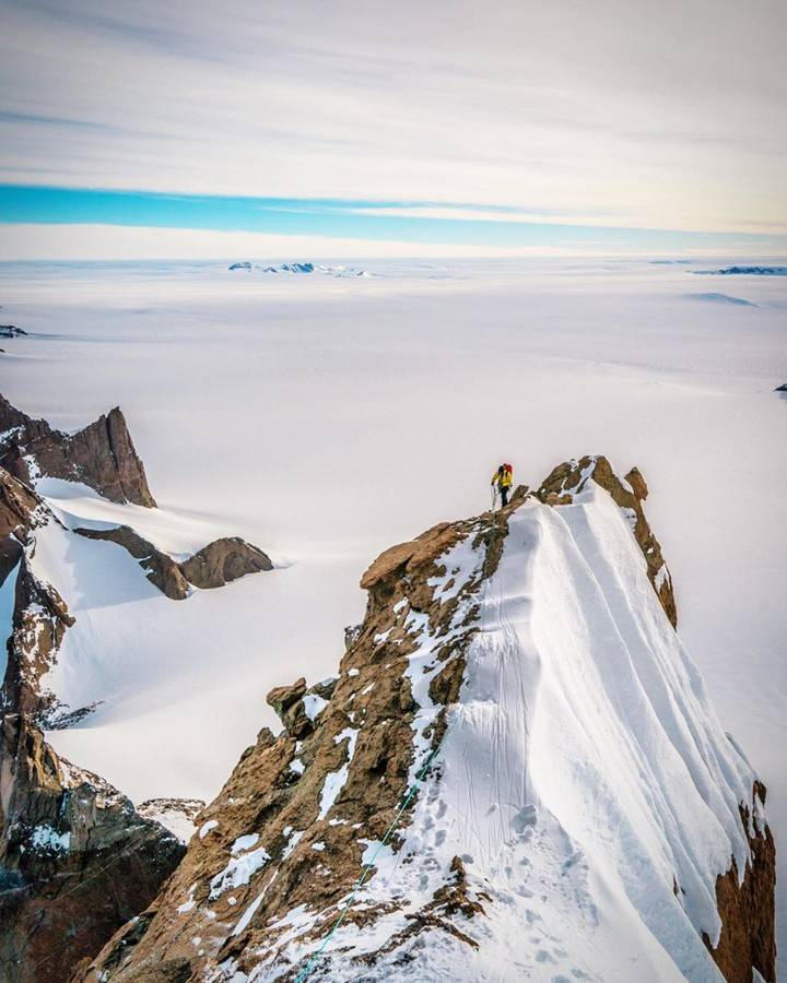 jimkchin's tweet photo. Extreme distancing. @conrad_anker climbing a new route on Ulvetanna aka the Wolf’s Fang in Queen Maud Land Antarctica. https://t.co/3lXPDTpU0q