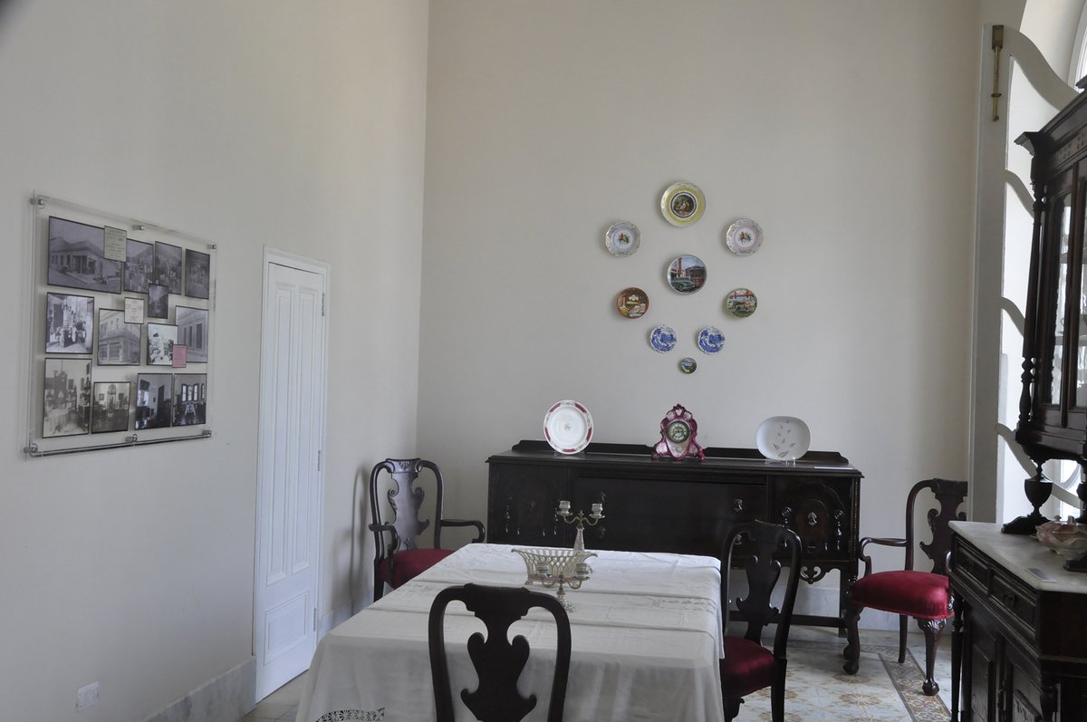 JosAnto09677606's tweet photo. Les invito a visitar el Museo de las Artes Palacio Ferrer, en Cienfuegos. Lugar donde podrá apreciar la cultura cienfueguera en diálogo con la arquitectura, el urbanismo y la presencia ecléctica de una ciudad nacida hace 200 años, pero eternamente moderna.
@patrimonio_Cuba https://t.co/HGPcPxxIJg