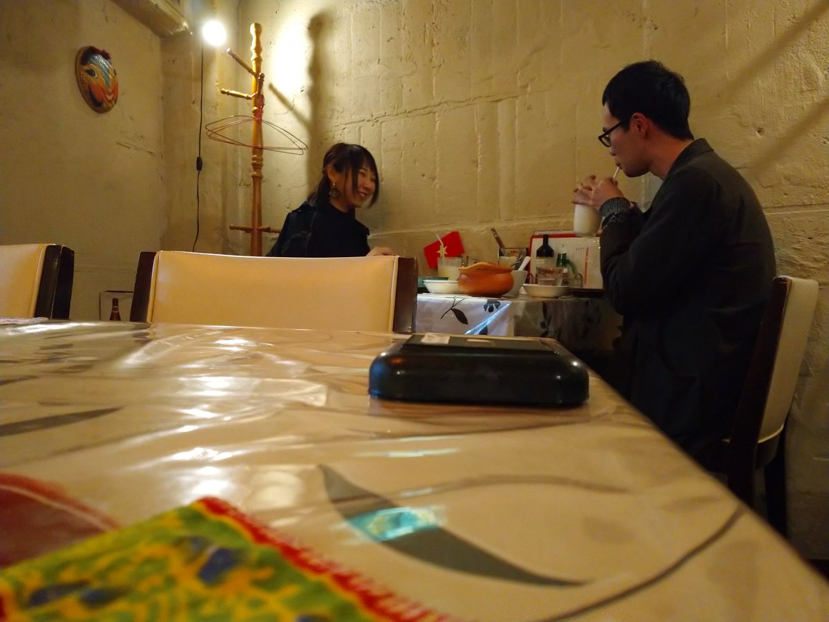 pirocawa1971's tweet photo. 今夜はアオザイで酔い夜を過ごしました。

クラッチありがとね☆ https://t.co/2RL7y5cVBj