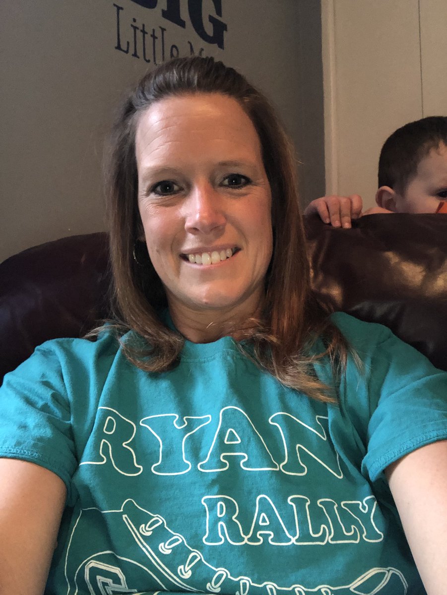 CanHolmes24's tweet photo. Sporting my Ryan Rally shirt today...so proud of the way the GL and Ryan staff have “rallied” to support students and families the past two weeks! #GLCSvirtualspiritweek #glcsryan @rwoodrow8 @ambell0727 @DrewBordner https://t.co/WwG9lfgCYt