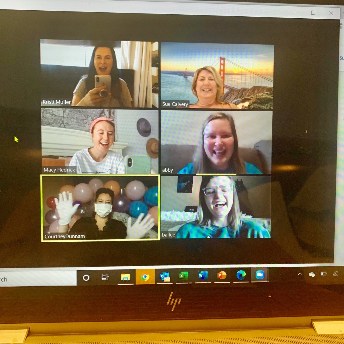 corptalentres's tweet photo. Together again! #remoteworking #teamwork 💯👀 https://t.co/RNVAeJsPtd