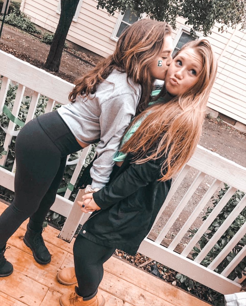 Tri Sigma ✩ Omicron tweet media