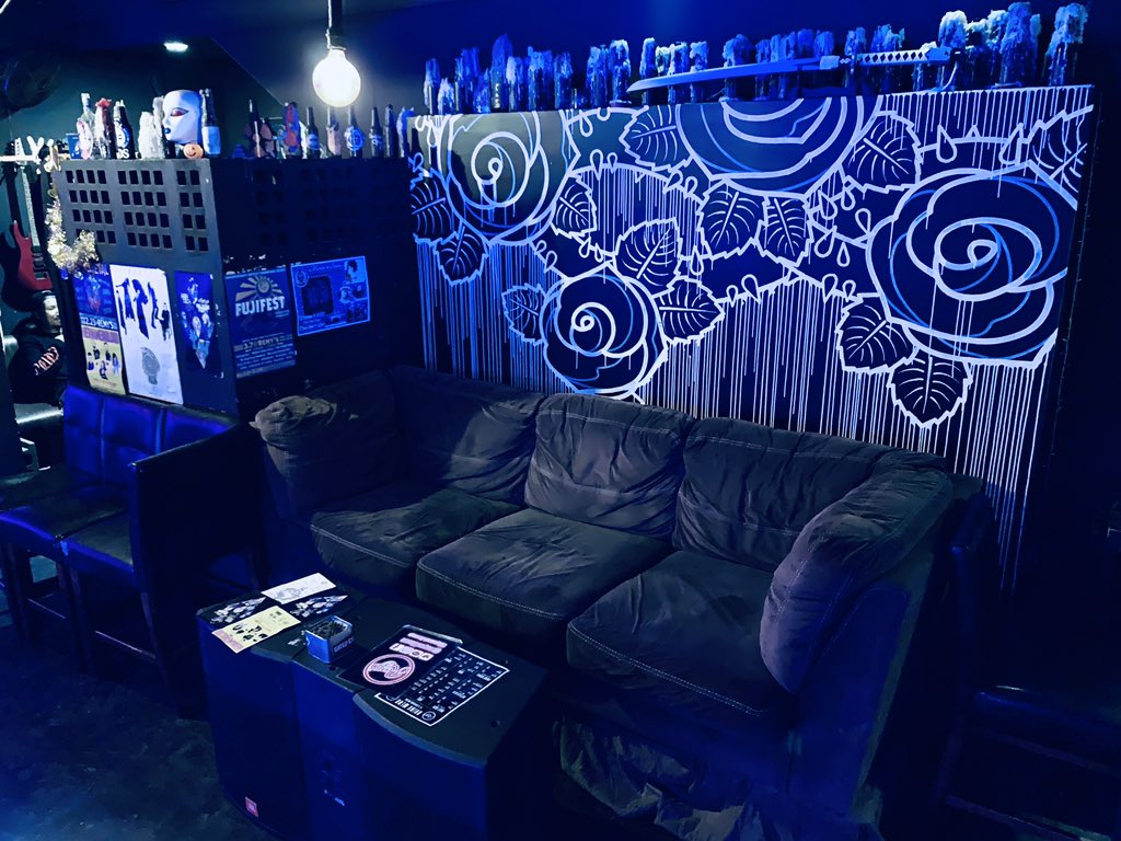 Remy S レミーズ Sur Twitter レミーズ New ヒトヲダメニスルソファ 家のベッドで寝るといつも腰が痛くなるのに このソファ は何時間寝ても腰が痛くならないんですよぉ 本当助かってます 32歳 女性 ライブハウス勤務