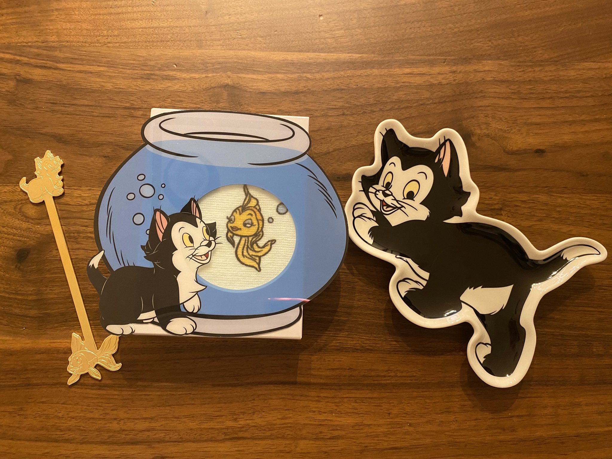 ここ Ar Twitter Francfrancのピノキオコラボ行ってきました フィガログッズ大量ゲット 可愛い 特にこのフィガロが動くボールペンがお気に入り ピノキオ フィガロ ディズニー 猫好きさんと繋がりたい