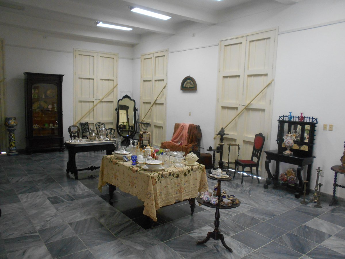 JosAnto09677606's tweet photo. Santa Clara tiene uno de los museos de artes decorativas más completos de Cuba, con una muestra importante de muebles de factura nacional,vidrios y cerámicas europeas. Es un lugar para no dejar de visitar. !Y qué decir de su colección de pinturas!
@patrimonio_Cuba https://t.co/ScJWweUWJT