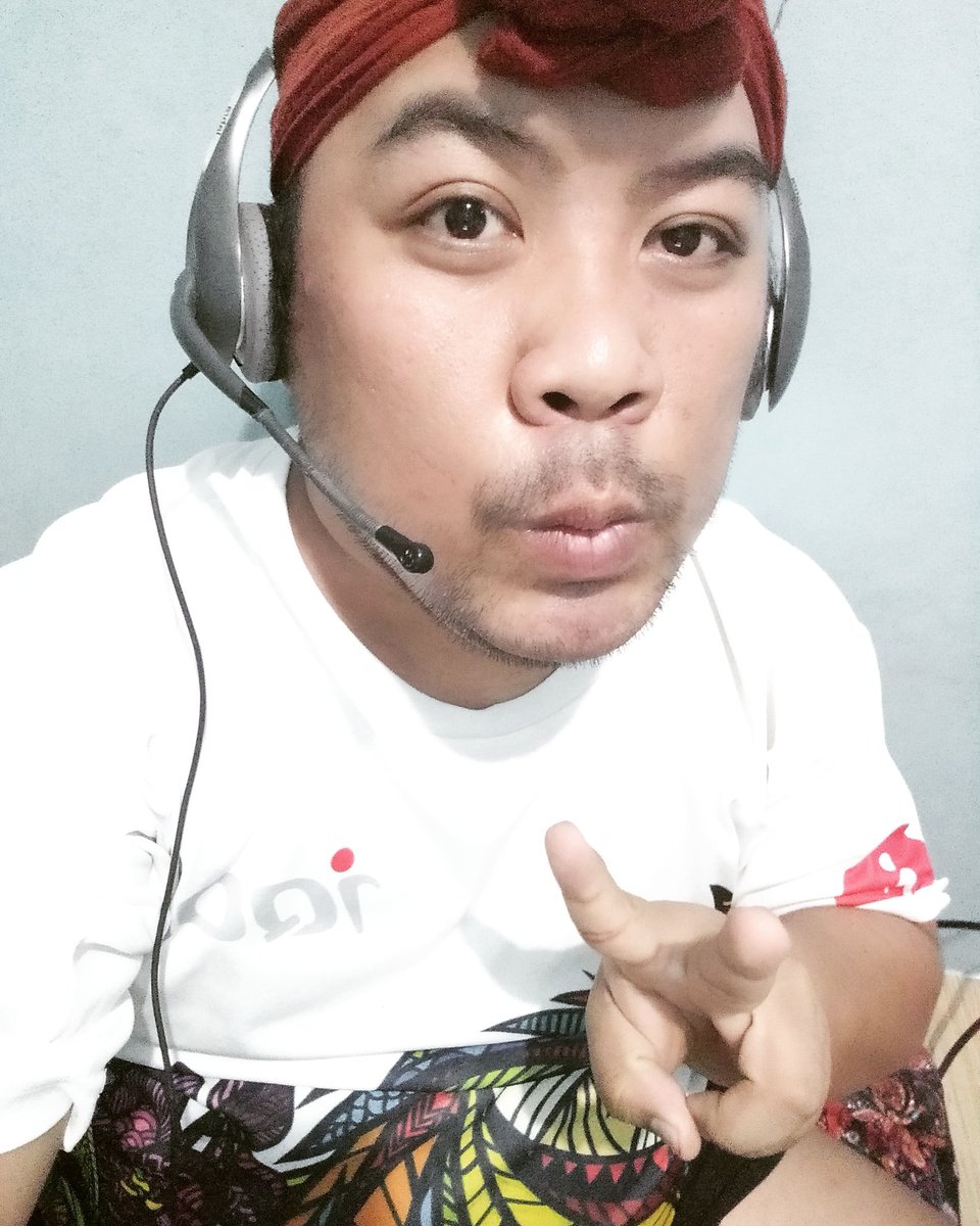 cong_cortez's tweet photo. Pis bi wid yooooow...
#workathome
#waylingaw 
#fridayshift https://t.co/LcgEUfOXli