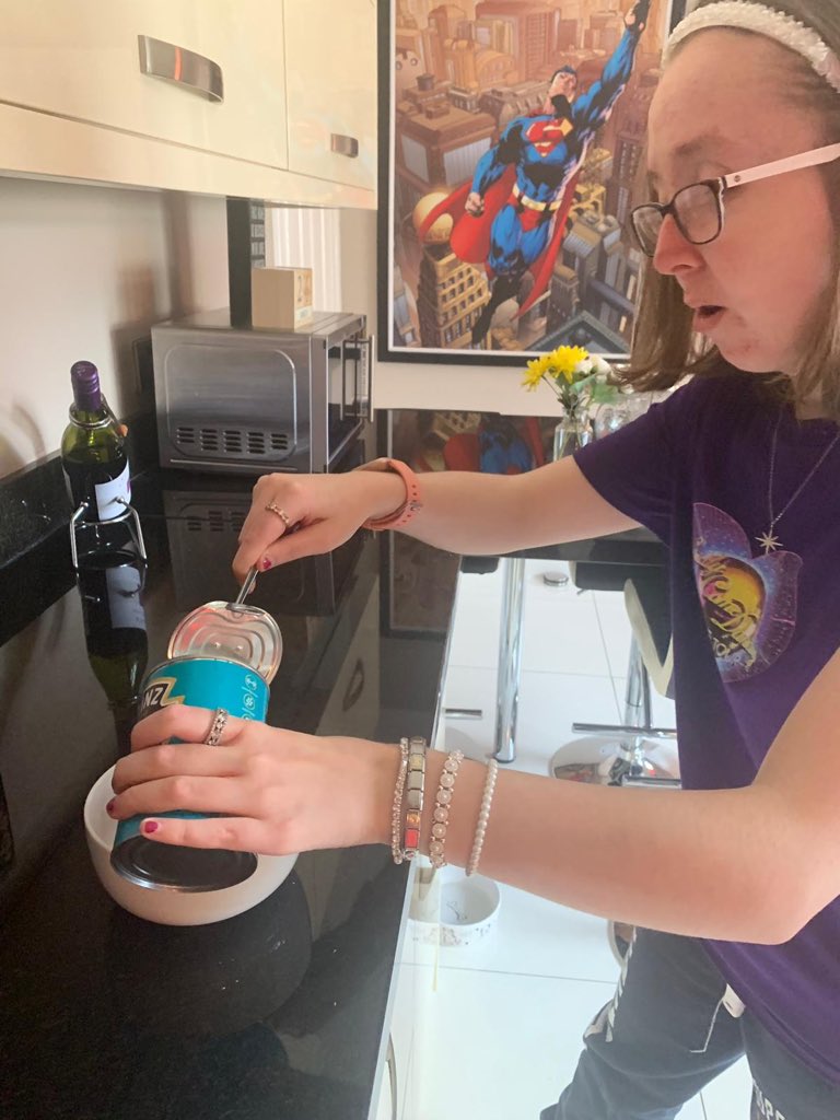 AutonomieInfo's tweet photo. Today Autonomie member Niamh went out for a walk for exercise before completing the #WhatNextprog weekly task of making Beans on Toast for lunch.
Excellent work Niamh. ⭐️
#WhatNextIndependentTaskChallenge https://t.co/f6IqQqWNVy