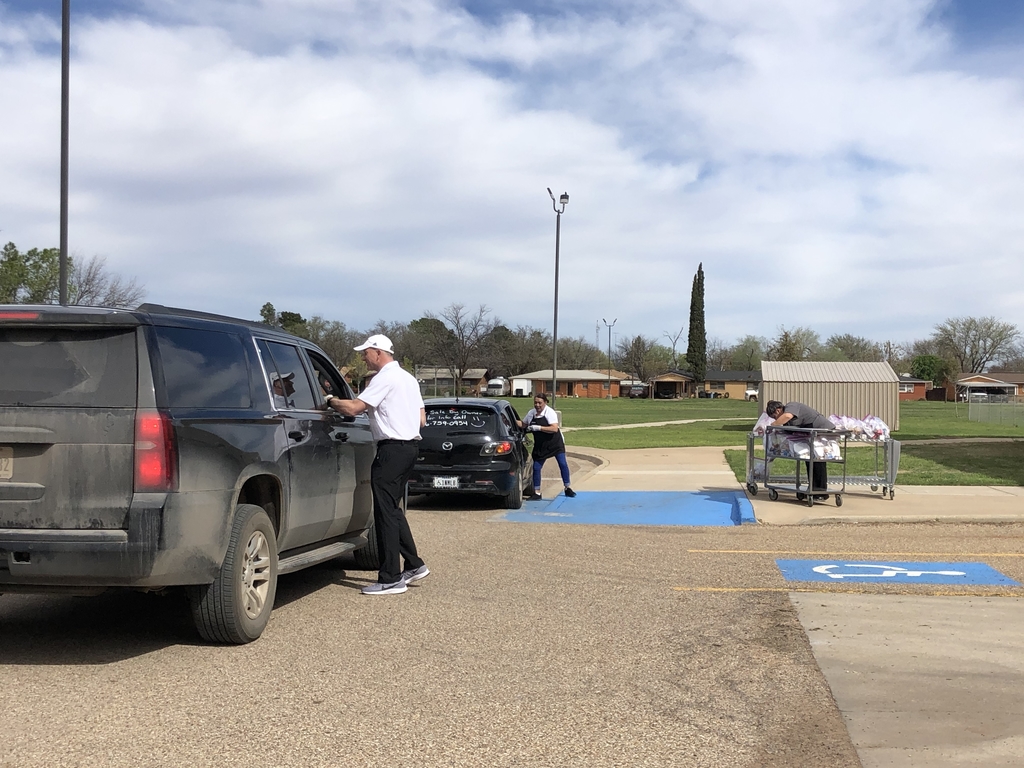 lamesa_isd's tweet photo. Don’t forget! Stop by South, North, or LMS for breakfast and lunch for the entire weekend! We will deliver it to your vehicle! #WeAreLamesa🌪 https://t.co/zwxvHDuZli