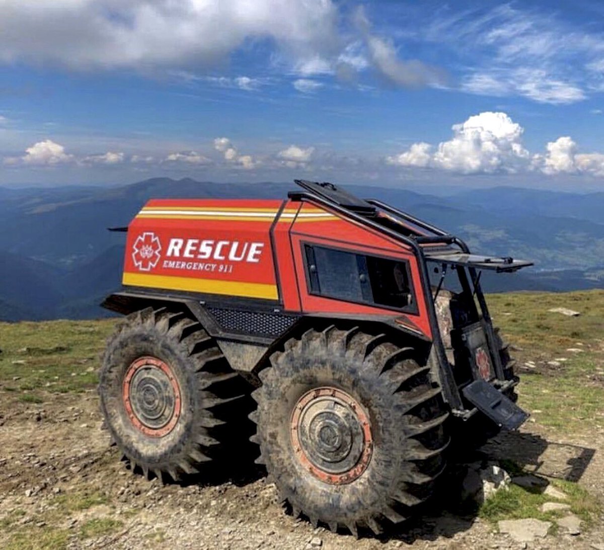 CanadaSherp's tweet photo. SHERP North America is open for requests from SAR teams and border protection patrols to utilize the SHERP in their missions.
All requests can be sent at 3421@sherp.ca

Stay safe and healthy

https://t.co/jVye6Fg03o
https://t.co/8fOa0tqyXY
********************
#sherp https://t.co/WXLQZkaVWa