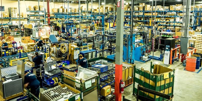 SimcoeNews's tweet photo. #Barrie's Napoleon factory has switched its assembly lines to start making face shields for health care workers - https://t.co/kNKpLs3hhm Napoleon https://t.co/NCjFW890L3