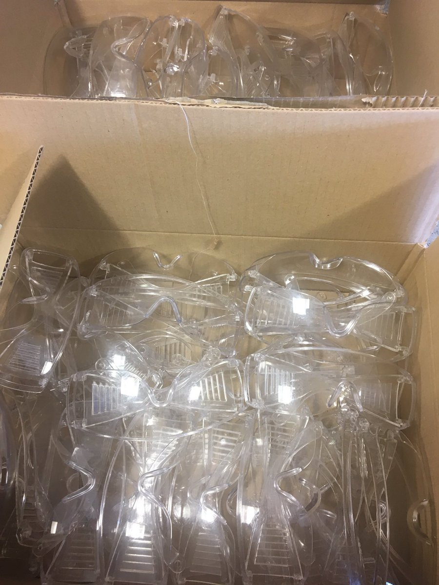 Boxed up some goggles today when I wasn’t teaching which will taken to @MusgrovePark hospital #NHSheroes - more to come if needed. I urge all science departments to do the same <a href="/MrBAyres/">Bob Ayres</a> #asechat <a href="/LessonToolbox/">P ᴱᵀᴱ Sᴬᴺᴰᴱᴿˢᴼᴺ</a> #SciChat @ASTsupportAAli <a href="/RogersHistory/">Tom Rogers</a> <a href="/scienceicons/">TMScienceicons</a> @AceThatTest