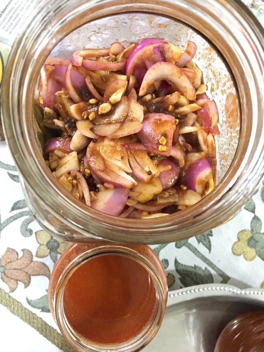 AkshayMalhtra's tweet photo. Jar of goodness. Napa cabbage and onion kimchi with tamarind and fermented chili #proud2bcia #jantacurfew #fermentedfoods #sdg2 #pickling #sustainablefood #chili #tamarind #fermentation #bakingbreadfromscratch #healthyeating #kimchi #momskitchen #gourmet #chefsofinstagram https://t.co/1nmTI3mmz4
