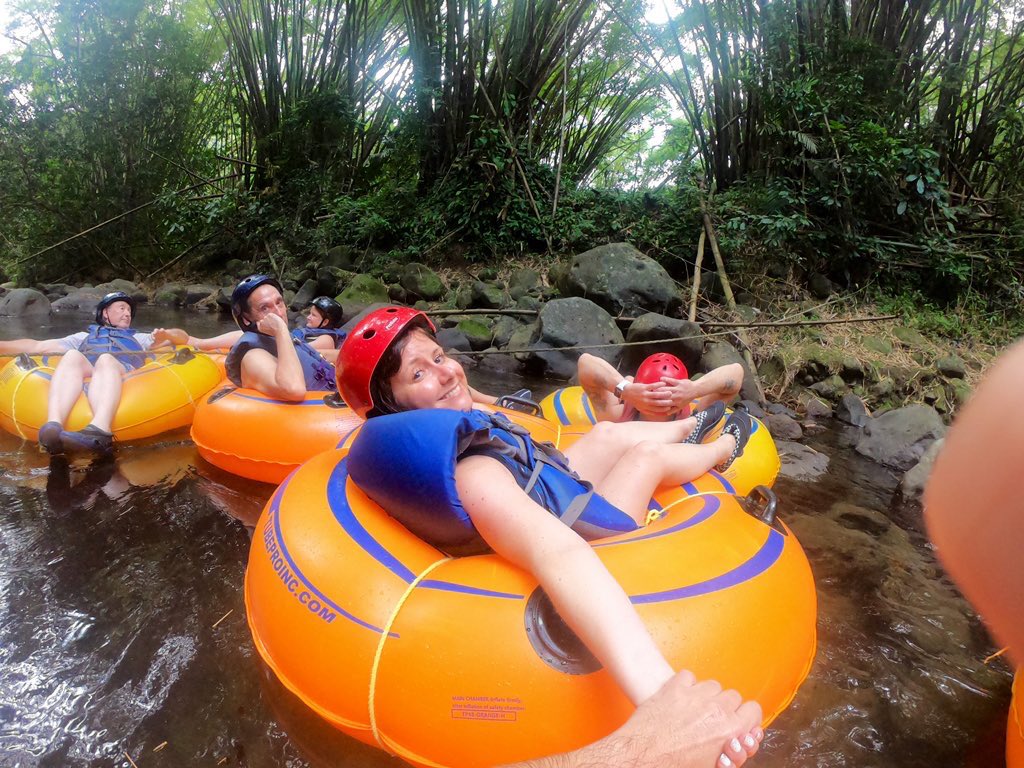 cruiselifestyl's tweet image. #FlashbackFridayz theme #Happy with hosts @carpediemeire @TravelBugsWorld @Adventuringgal @TrippaTrips @jasontravelblog

Cruising makes me happy. Can you tell? 

1/2. Grenada
3. Suez Canal
4. Royal Princess Sky walk