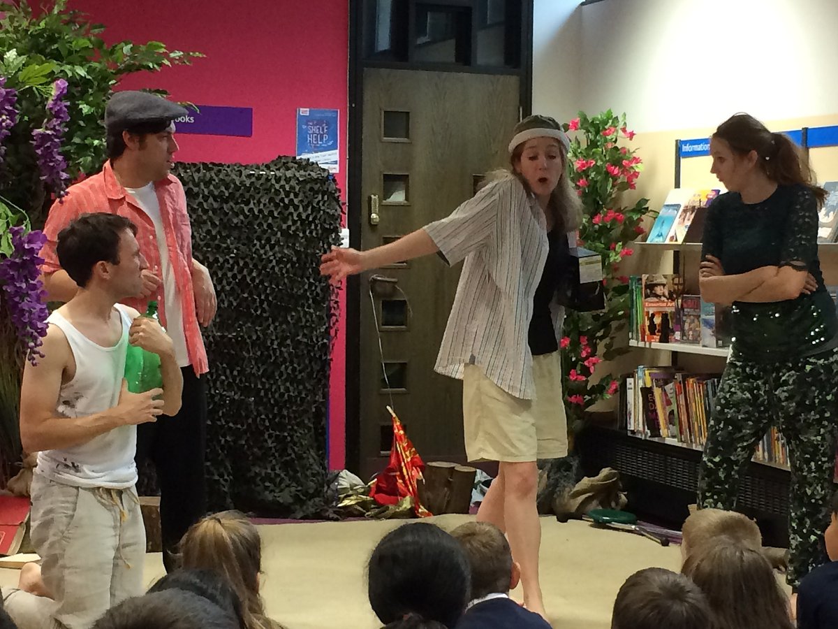 gloslibs's tweet photo. It's #WorldTheatreDay and we wanted to share the theatre events we have had in our libraries in recent years-
From the Tempest, Bardolph's Box, Midsummer Night's Dream +Plink and Boo!
Thanks to theatres 🎭  for sharing the magic
#ArtofLibraries @CSS_theatre @UpTheRdTheatre https://t.co/NTByZrPHrw