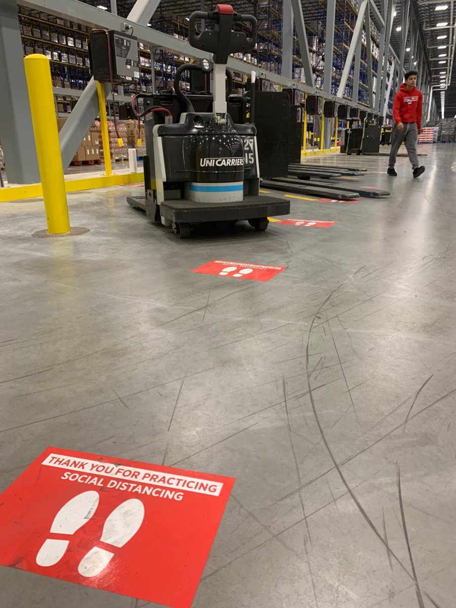 COSAGOV's tweet photo. Whether you’re an essential business or working from home, we want you to show us how you’re working safe! @HEB has teams trained to ensure sanitation & social distancing programs are properly followed. Take a picture of how you’re working safe, tag @COSAGOV & use #WorkSafeSA https://t.co/kJnJNR71k1