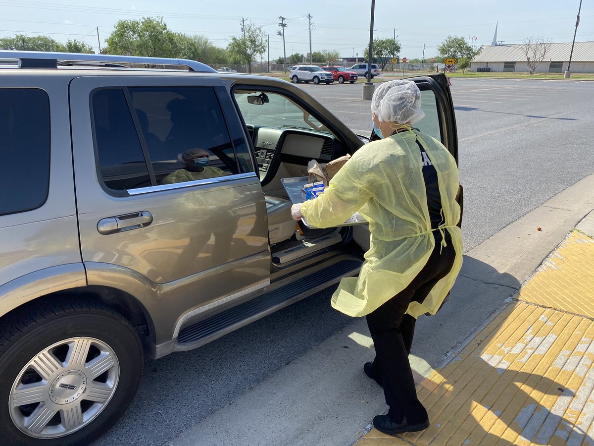 lajoyaisd's tweet photo. MEALS Service Hours: 9:30AM-11:30AM Even though we have a Shelter in Place Order we WILL continue our plan to service our children through our Curbside Meal Pick Up Program. Children are permitted to pick up meals, which is considered allowable travel. https://t.co/T3sECfomCZ