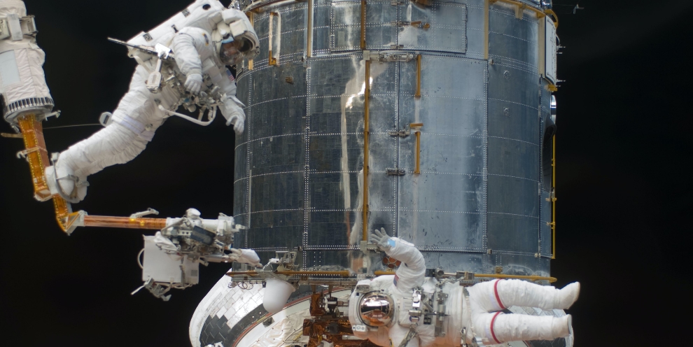 CanadaInSpace's tweet image. On-orbit servicing lessons from the Hubble Space Telescope wp.me/p8gxCj-4Mf #cdnspace #spacecraftservicing #onorbitservicing #space #satelliteservicing #podcast #hubblespacetelescope