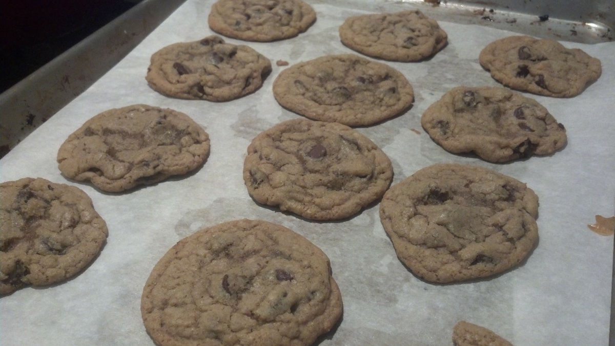 JGRTweets's tweet image. ...but if you hop over to my blog, I think you'll appreciate this one...the story and most definitely the recipe which includes a really weird trick to getting a crispy outside and still a chewy inside. #TrustMe #tryit #jgrblog
jennifergrichmond.com/chocolate-chip…