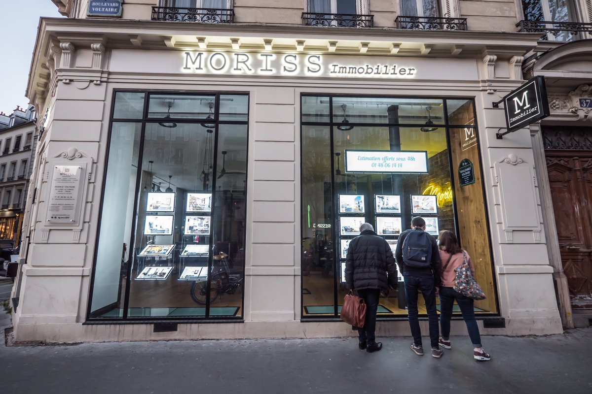 VitrineMediaFR's tweet photo. ✨Créez une vitrine qui vous ressemble ! ✨
Selon vos goûts et vos envies pour être visible de jour comme de nuit !

#vitrinemedia #panneauxled #vitrine #lumineux #ecran #immobilier #retail #magasin #boutique #commerce https://t.co/Gfxb3yteMb