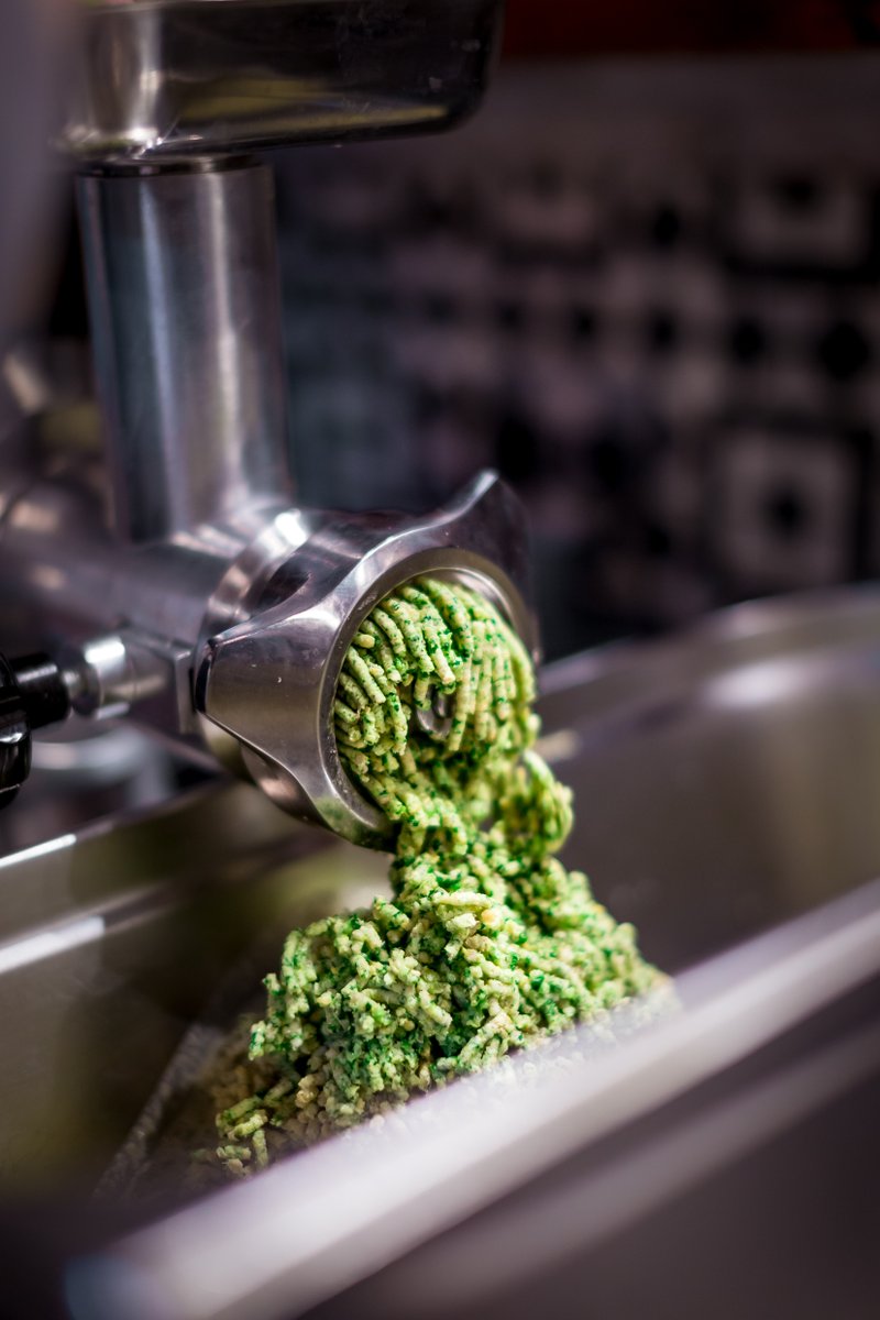 zalagrill's tweet photo. All our falafel is homemade with delicious fresh ingredients. Perfect with a grilled pita and hummus.

Why not give us a call on 07384 342144  to order food for delivery with @Deliveroo? We're offering up to 40% discount on some items.

#ZalaGrill https://t.co/ZbHau4aNsR