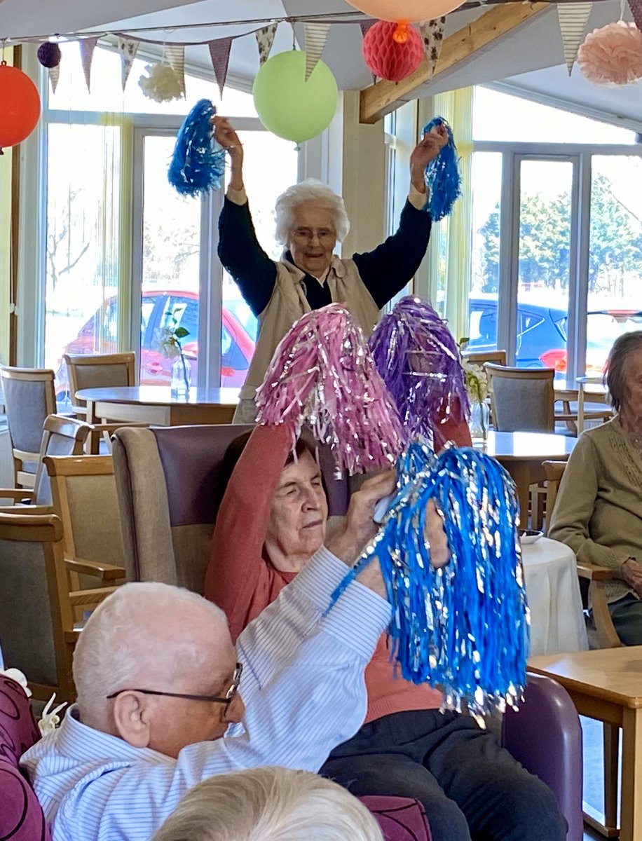 Dawson_Lodge's tweet photo. Gentle exercise with our residents and staff! 🕺🏽💃🏻#FridayMotivation #covi19 #beatingisolation @Dawson_Lodge @AnchorHanover @AnchorJobs @Link_ages https://t.co/5RGARsdOLi