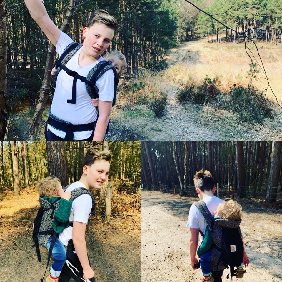 Brotherly love on today’s walking workout from Junior Performance squad swimmer Oscar! 💚🖤 #royalfamily