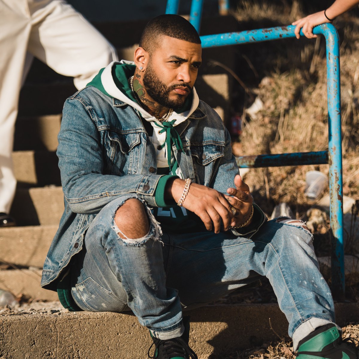 Spotify's tweet photo. We've been waiting for this 🙏
Listen to the new @JoynerLucas album #ADHD now https://t.co/uiqJPhW6mc https://t.co/V816Kol5zm