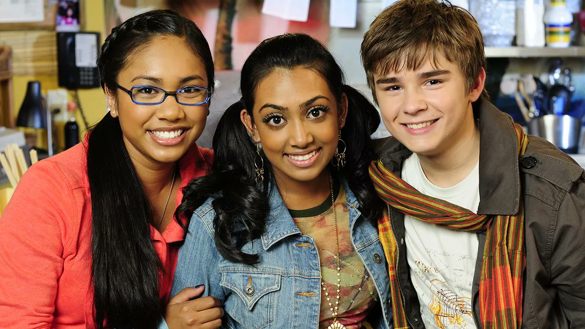 IzlingtonP's tweet photo. Happy 10th Anniversary to How to Be Indie since 2009
The show premiered October 2, 2009 on YTV 10 years ago...
The show is funny
#howtobeindie #ytv #10thanniversary #viral #ytvchannel #00s https://t.co/SbDWBrhiCm
