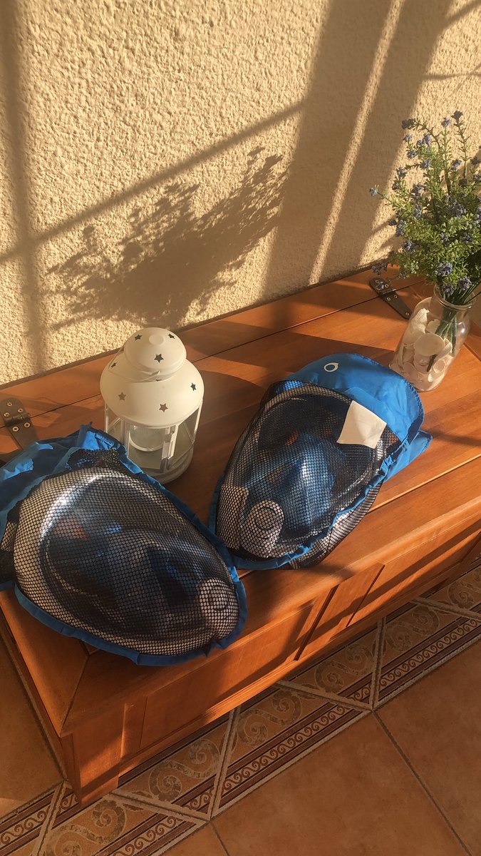 Llamando al 010 de <a href="/madridprotcivil/">Protección Civil Madrid</a> se quedan con tus datos y pasan a recoger las máscaras para donarlas a los hospitales que las están usando como #respiradores #COVID19 #coronavirus #yomequedoencasa