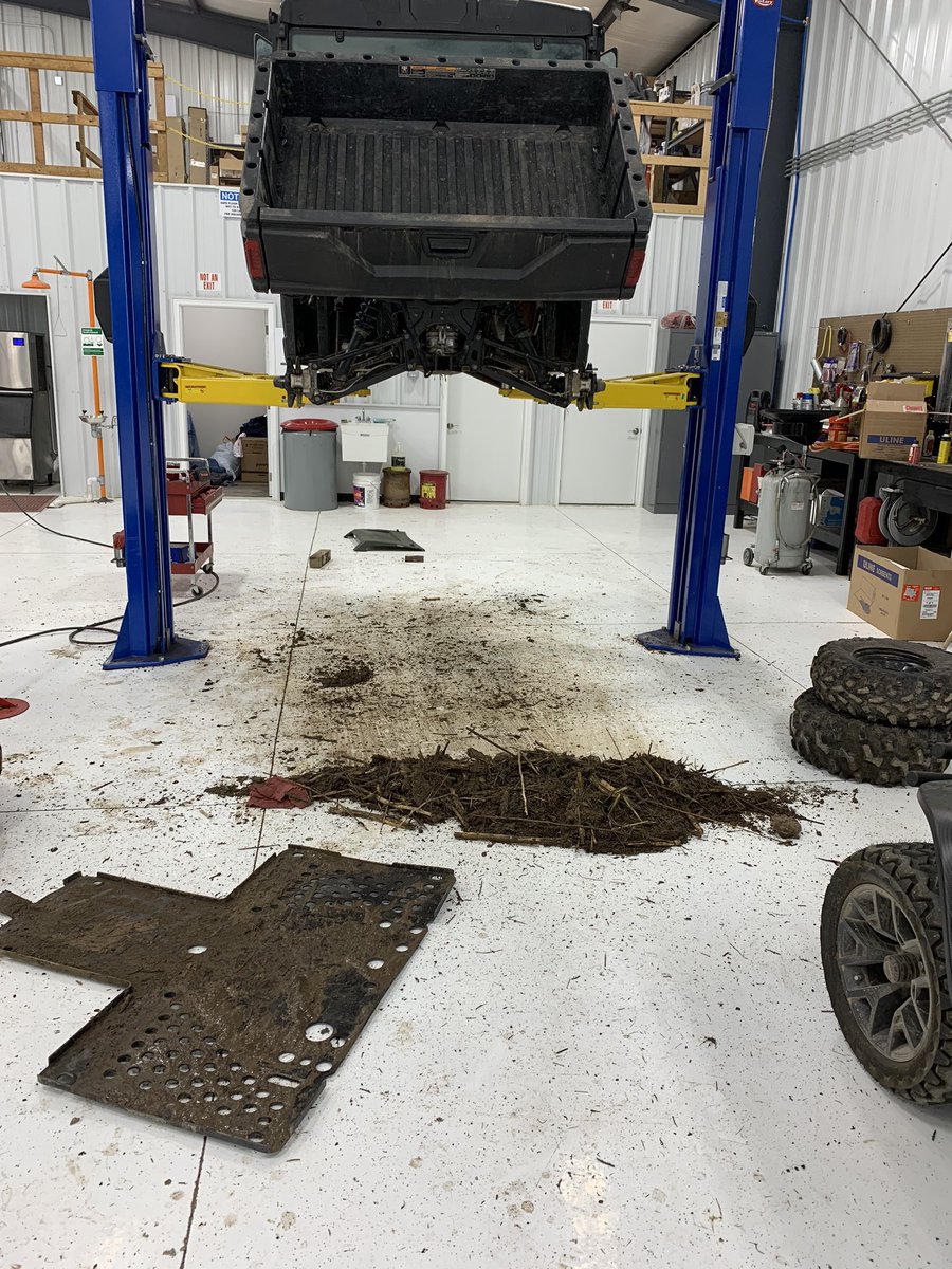 mjaeger6's tweet image. That pile of dirt came from underneath after washing outside off #cattleproblems