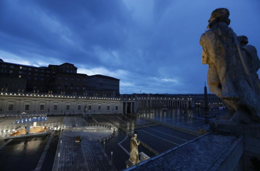 DRJANETSCHEK's tweet photo. First time in the history our Pope in front of an empty San Peter square.....
Live Television broadcasting all over the world.
Let's pray together for all of us. Hard time but we will win!
@SmartCityAction #SmartDigitalCities #VaticanNews #Italia #Rome #PopeFrancis #Covid19Italy https://t.co/BfrayF2O4Z