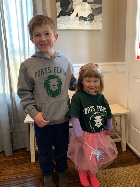 NorthColonieCSD's tweet photo. Two little Forts Ferry Lions🦁 sporting their green for #NCSpiritWeek💚 https://t.co/PoPmiWq64i