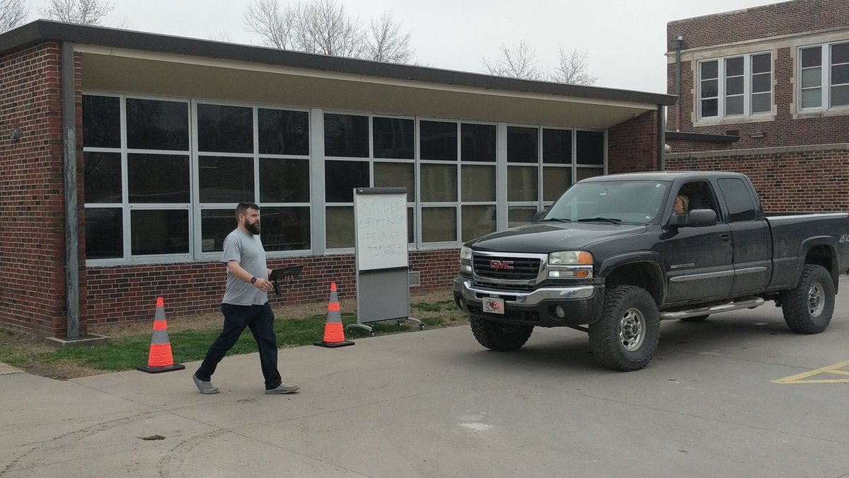 BeadlesPaul's tweet photo. @natebarrett Way to get our staff setup for the coming weeks! https://t.co/j4pGtkGQ88