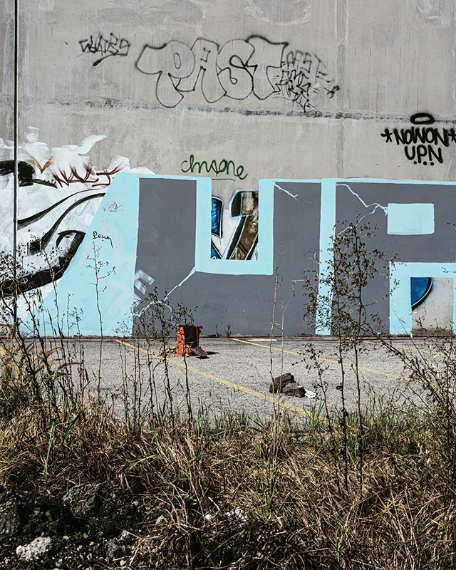 curtisstage's tweet photo. New Work - "Past” | Shot with Fuji GFX | Processed with Provia 160| Los Angeles, CA ●●●●●●
#minimalmood #minimalzine #archivecollectivemag #justifiedmagazine #noicemag #urbandecay #urbanlandscape #urbanla  #la #DTLA #losangeles #subjectivelyobjec… https://t.co/V5Ugt9voS4 https://t.co/5ELPu8soOM